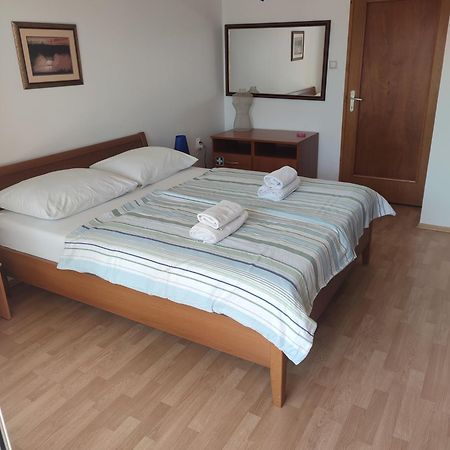Biuk Apartments Новий Винодольський Екстер'єр фото